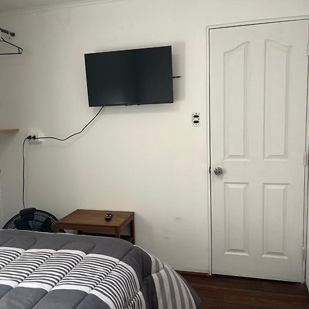 Hostel Tu Espacio Re - Habitaciones Cerca Del Aeropuerto Santiago Ngoại thất bức ảnh