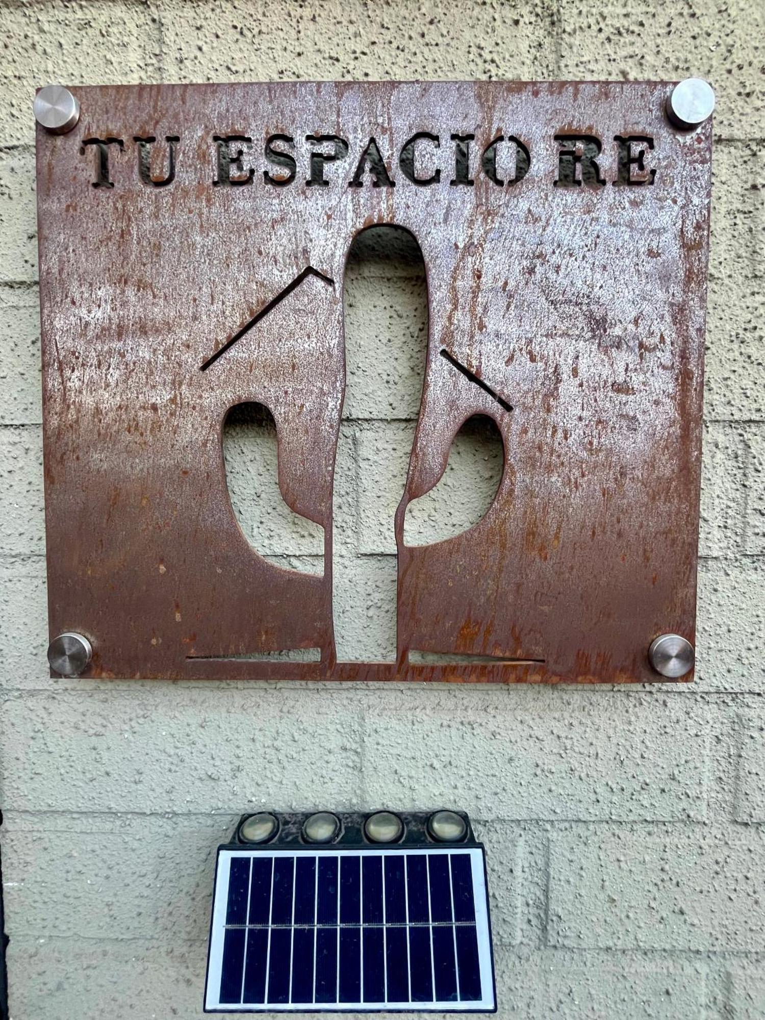 Hostel Tu Espacio Re - Habitaciones Cerca Del Aeropuerto Santiago Ngoại thất bức ảnh